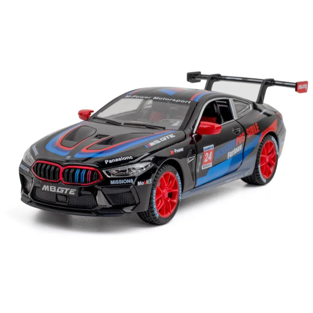 1:24 BMW 2017 M8 G15 GTE Die Cast Model Car