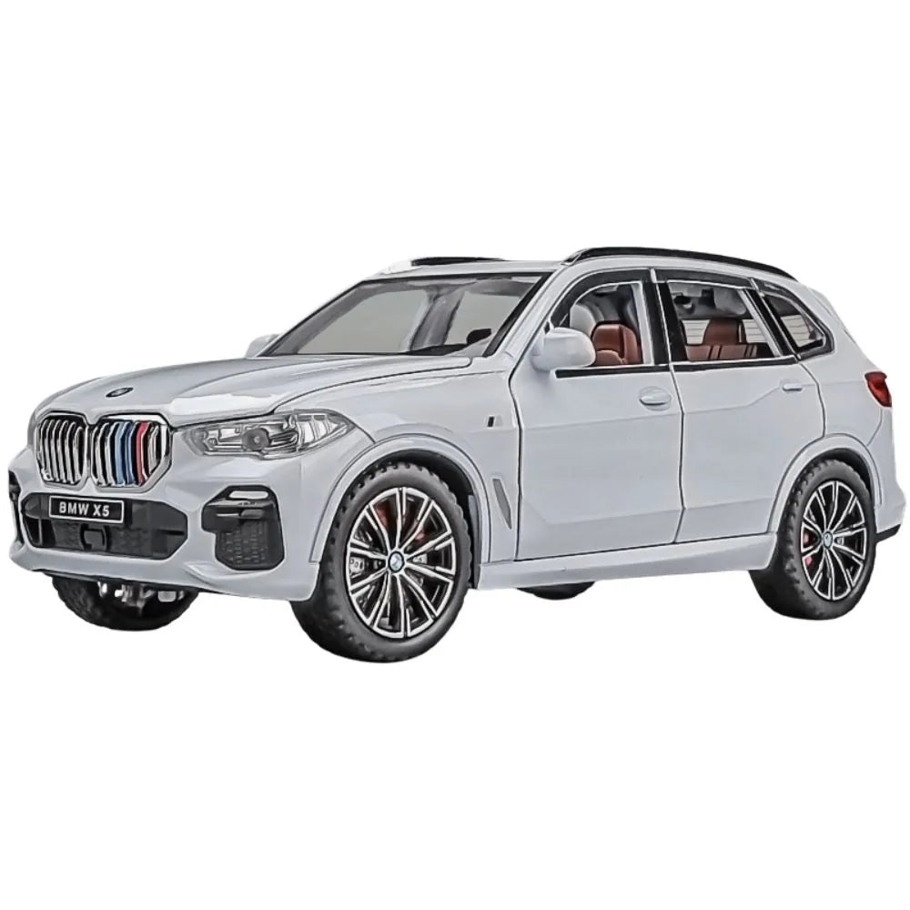1:24 BMW 2019 X5 M Sport White Die Cast Model Car