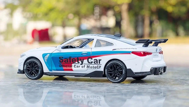 1:32 BMW 2021 M4 G82 Safety Car Die Cast Model Car