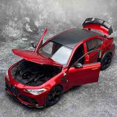 [Bburago] 1:18 Alfa Romeo 2020 Giulia GTA Red Model Car Die-Cast