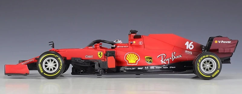 Bburago Ferrari 2021 SF21 #16 Charles Leclerc F1 1:18 gjuten displaymodell - vy 2