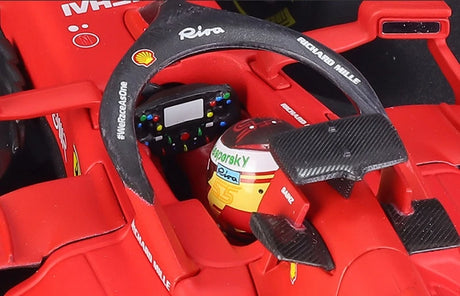 Modelo de exhibición de fundición F1 1:18 de Bburago Ferrari 2021 SF21 #16 Charles Leclerc - vista 8
