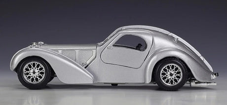 [Bburago] 1:24 Bugatti 1936 Type 57SC Atlantic Silver Model Car Die-Cast