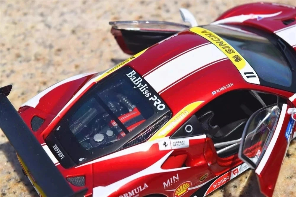 [Bburago] 1:24 Ferrari 2017 488 Challenge #11 Formula Racing Model Car Die-Cast