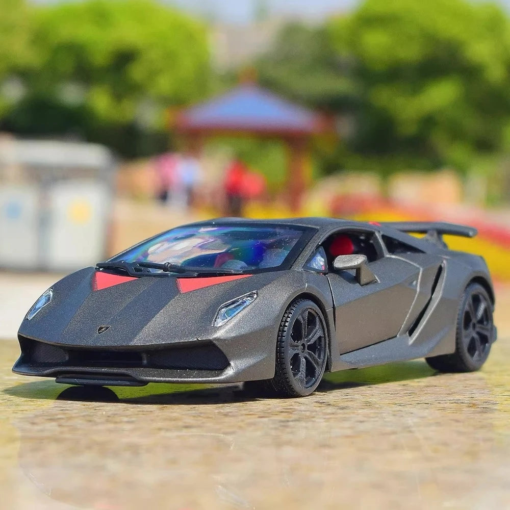 [Bburago] 1:24 Lamborghini 2012 Sesto Elemento Gray Model Car Die-Cast