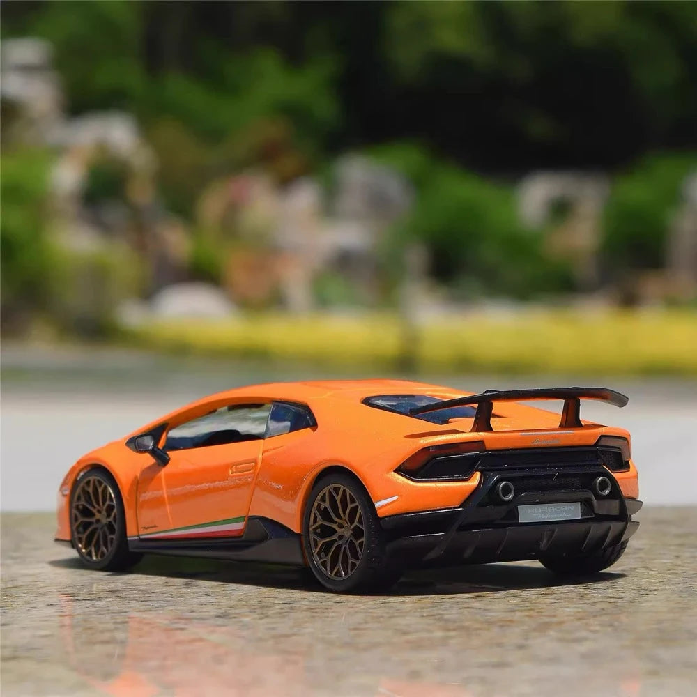 [Bburago] 1:24 Lamborghini 2017 Huracan Performante Orange Model Car Die-Cast