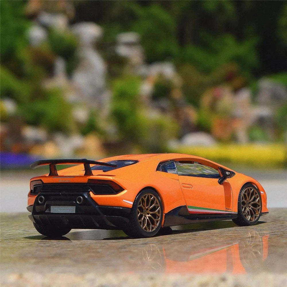 [Bburago] 1:24 Lamborghini 2017 Huracan Performante Orange Model Car Die-Cast