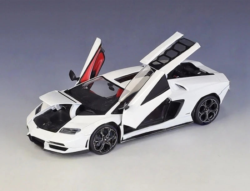 [Bburago] 1:24 Lamborghini 2022 Countach LPI800-4 White Model Car Die-Cast