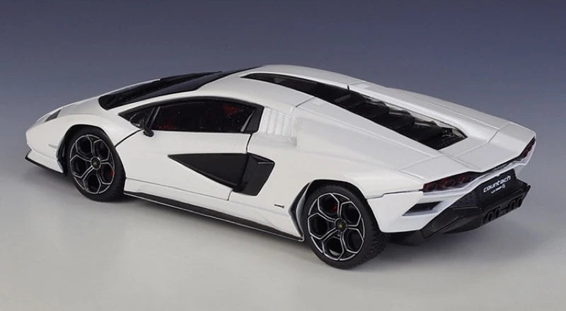 [Bburago] 1:24 Lamborghini 2022 Countach LPI800-4 White Model Car Die-Cast