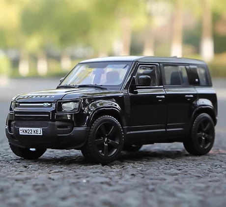 [Bburago] 1:24 Land Rover 2022 Defender 110 Black Model Car Die-Cast