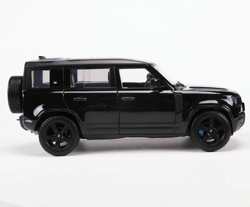 [Bburago] 1:24 Land Rover 2022 Defender 110 noir voiture miniature Die-Cast