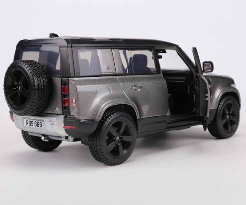 [Bburago] 1:24 Land Rover 2022 Defender 110 grigio modellino di auto Die-Cast