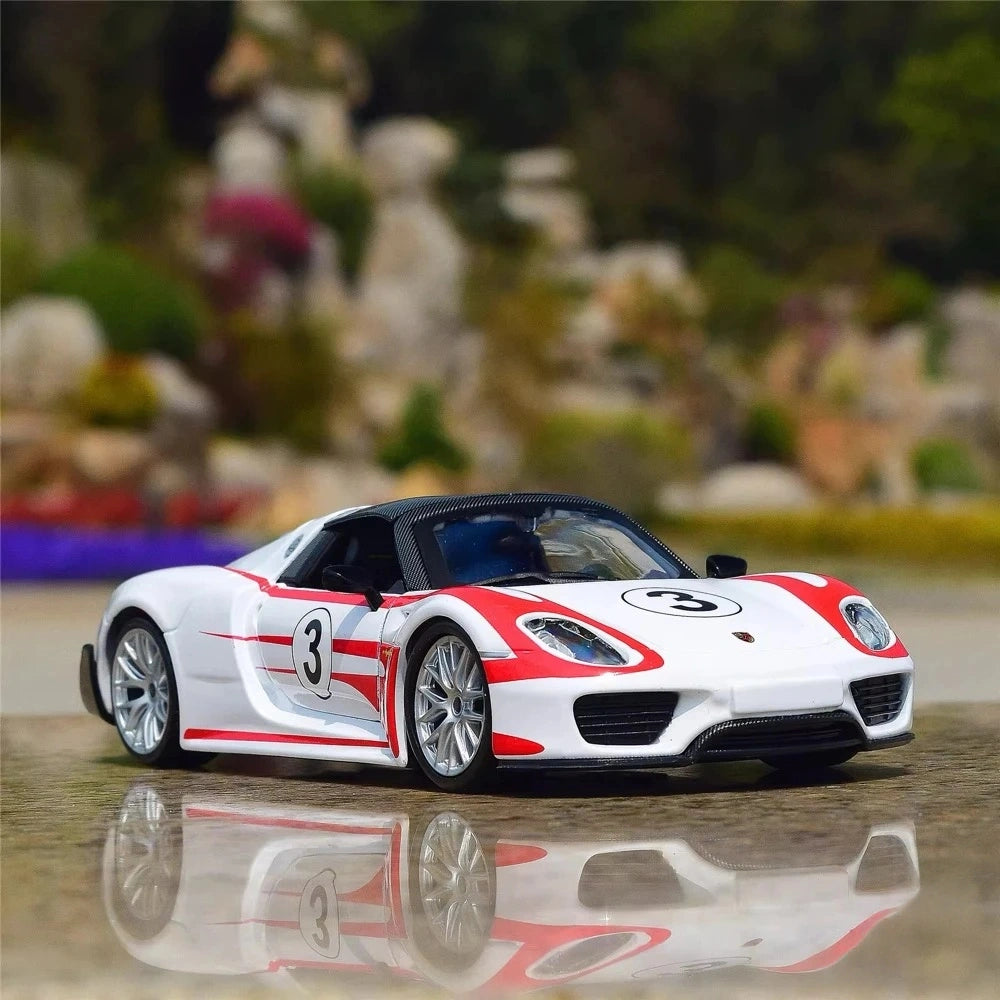 [Bburago] 1:24 Porsche 2013 918 Spyder Weissach Package Model Car Die-Cast