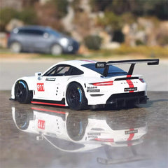 [Bburago] 1:24 Porsche 2017 911 RSR GT #911 Model Car Die-Cast