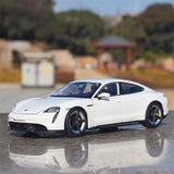 [Bburago] 1:24 Porsche 2019 Taycan Turbo S White Model Car Die-Cast