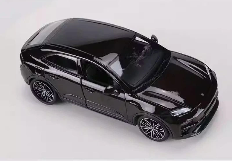 [Bburago] 1:24 Porsche 2024 Macan Turbo Black Model Car Die-Cast