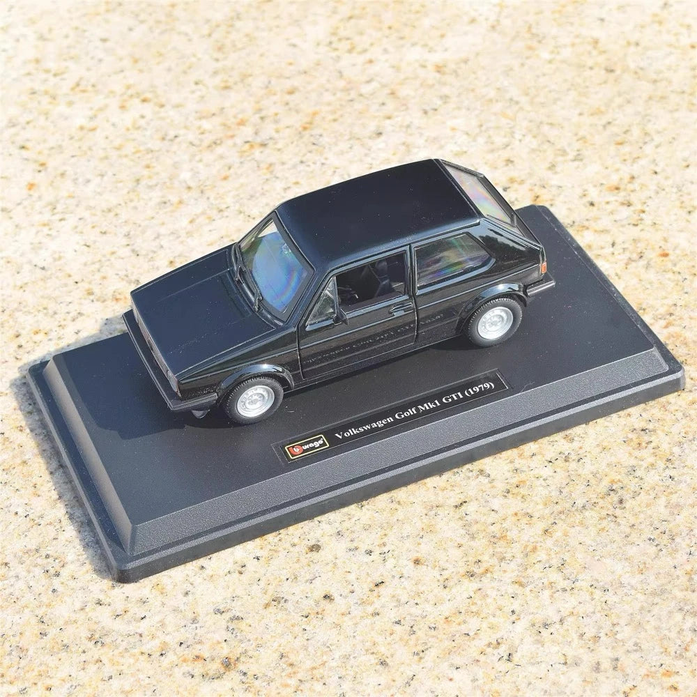 [Bburago] 1:24 Volkswagen 1979 Golf GTI MK1 Black Model Car Die-Cast