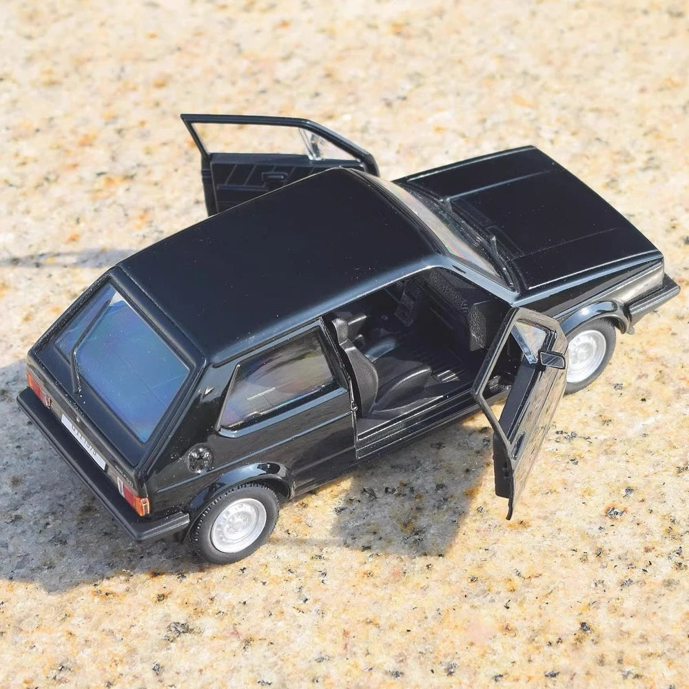 [Bburago] 1:24 Volkswagen 1979 Golf GTI MK1 Black Model Car Die-Cast
