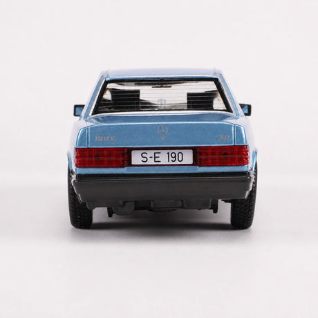 [Bburago] 1:25 Mercedes-Benz 1982 190 E 2.6 W201 bleu voiture miniature Die-Cast