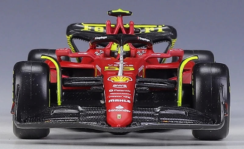 Bburago Ferrari 2022 F1-75 #55 モンツァ 75周年記念塗装 カルロス・サインツ F1 1:43 ダイキャスト展示モデル - ビュー1