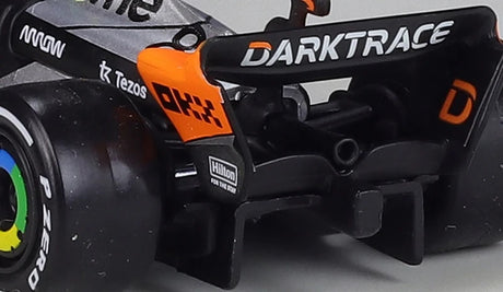 1:43 McLaren 2023 MCL60 #81 Oscar Piastri F1 model car by Bburago - view 11