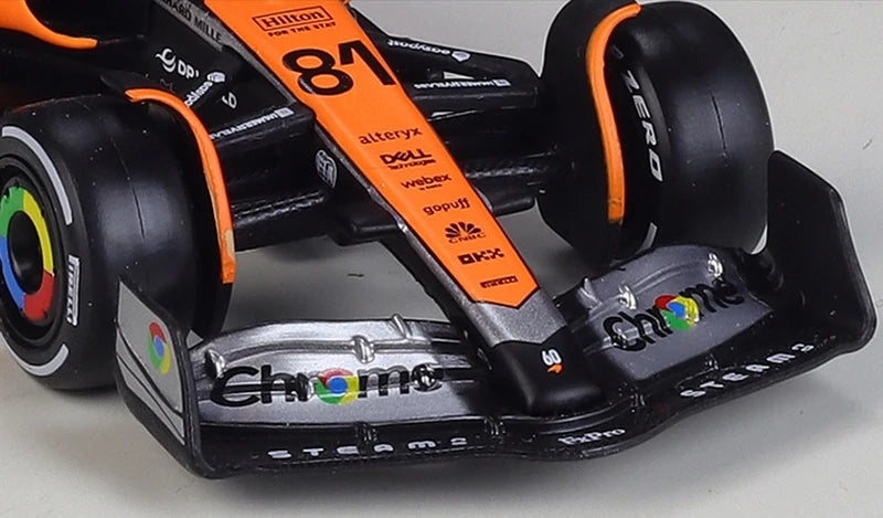 1:43 McLaren 2023 MCL60 #81 Oscar Piastri F1 model car by Bburago - view 8