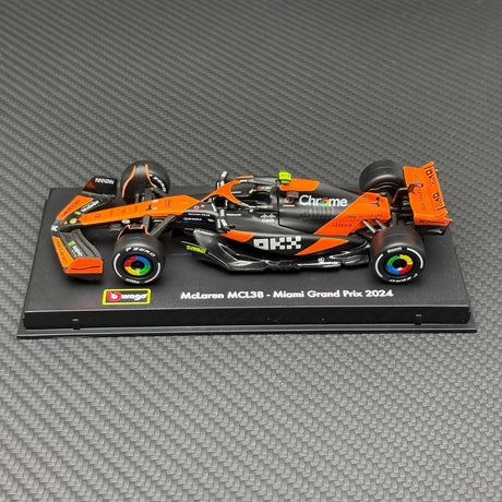 1:43 McLaren 2024 MCL38 #4 Miami GP Winner Lando Norris F1 model car by Bburago - view 3