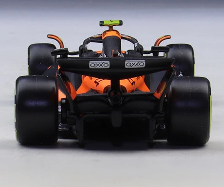 1:43 McLaren 2025 MCL39 #4 Australian GP Winner Lando Norris F1 model car by Bburago - view 5