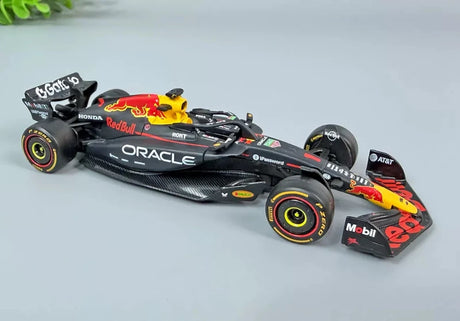 Bburago Red Bull 2025 RB21 #1 Bahrain GP Max Verstappen F1 1:43 valumalli - näkymä 6