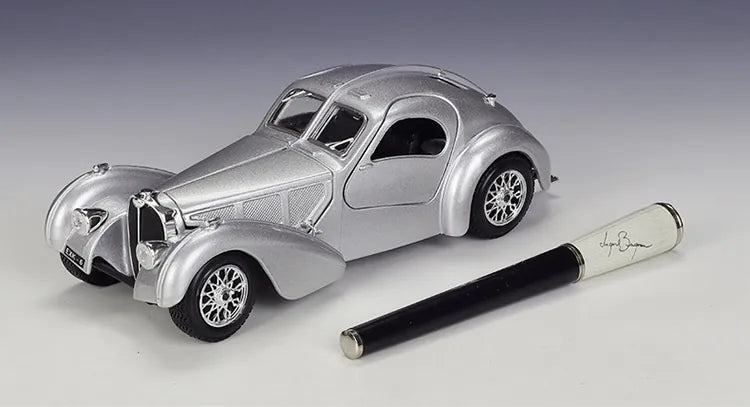 1:24 Bugatti 1936 Atlantic Die Cast Model Car