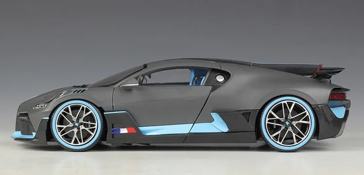 1:18 Bugatti 2019 Divo Die Cast Model Car
