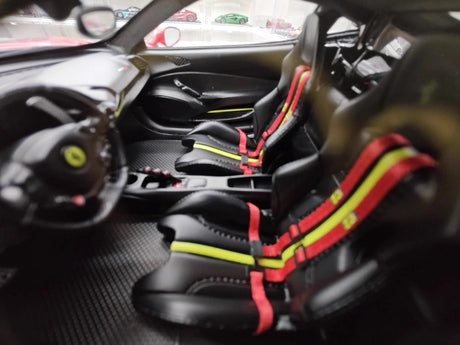 [CE] 1:18 Ferrari 2018 488 Pista röd modellbil harts