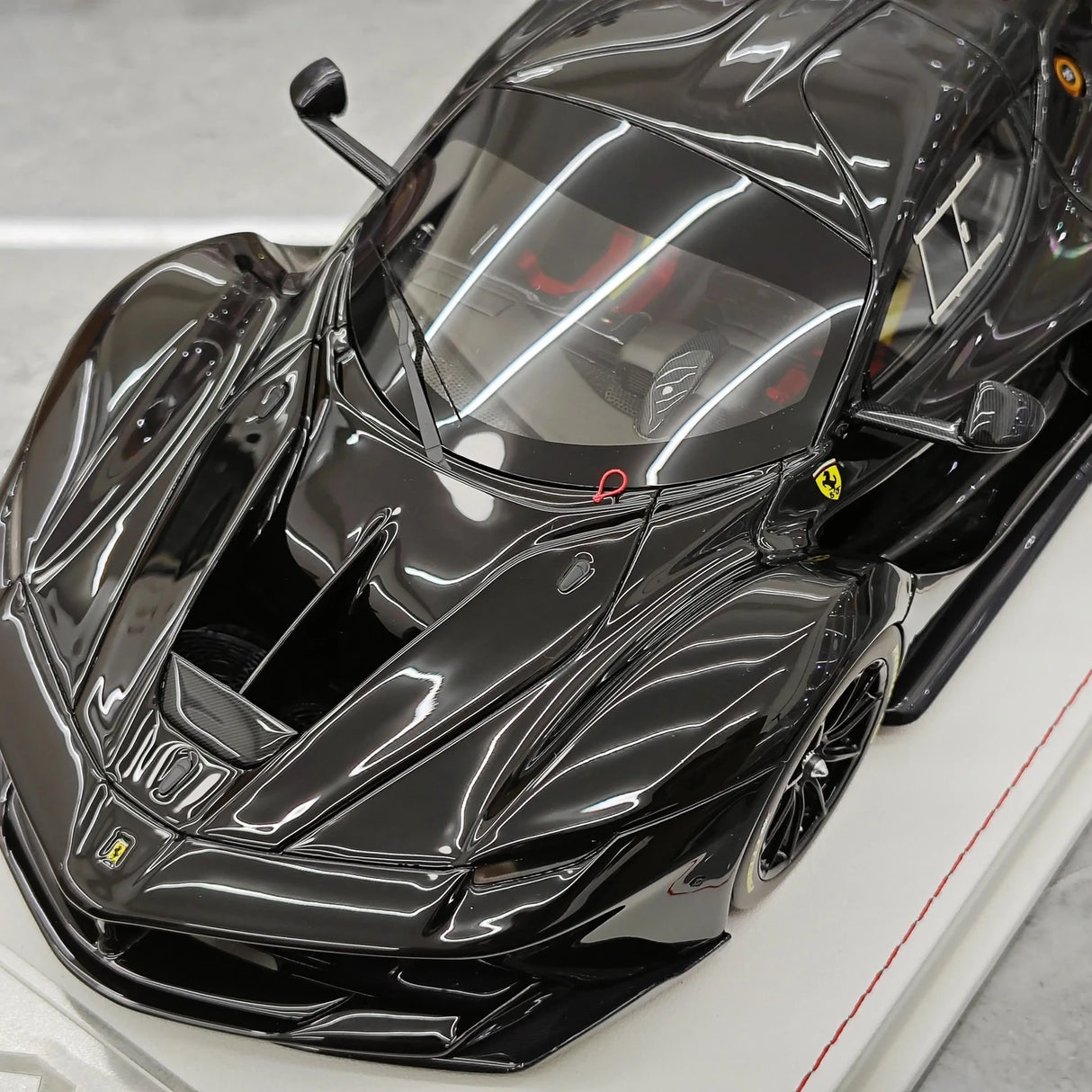 CE Ferrari 2018 FXX K Evo Modified Black 1:18 – Resina modello in resina collezionabile