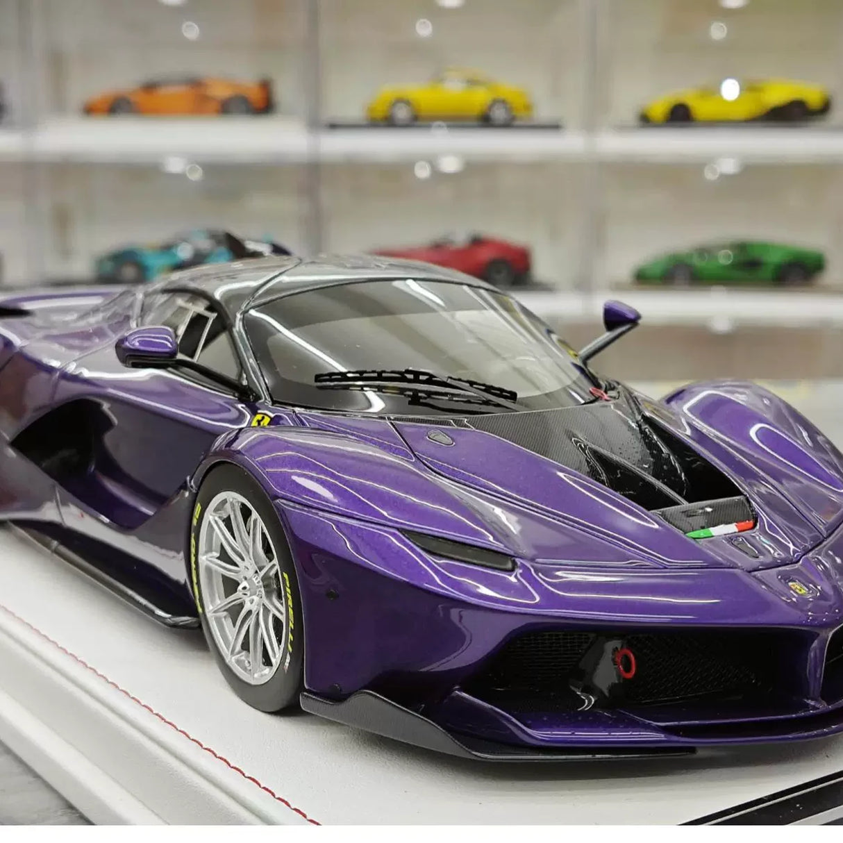 CE Ferrari 2018 FXX K Evo Modified Purple 1:18 – Resina modello in resina collezionabile