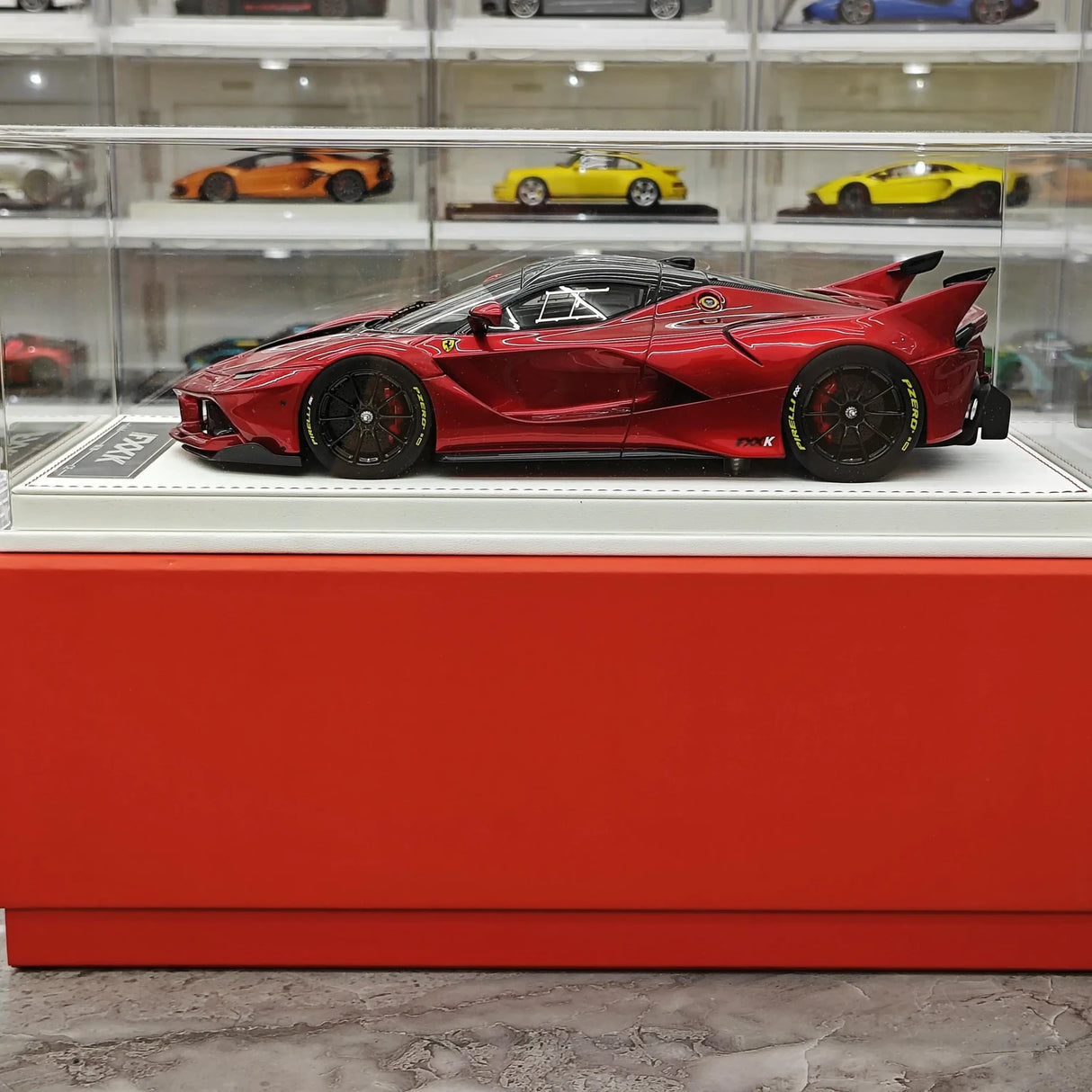CE Ferrari 2018 FXX K Evo Modified Red 1:18 – Resina modello in resina collezionabile