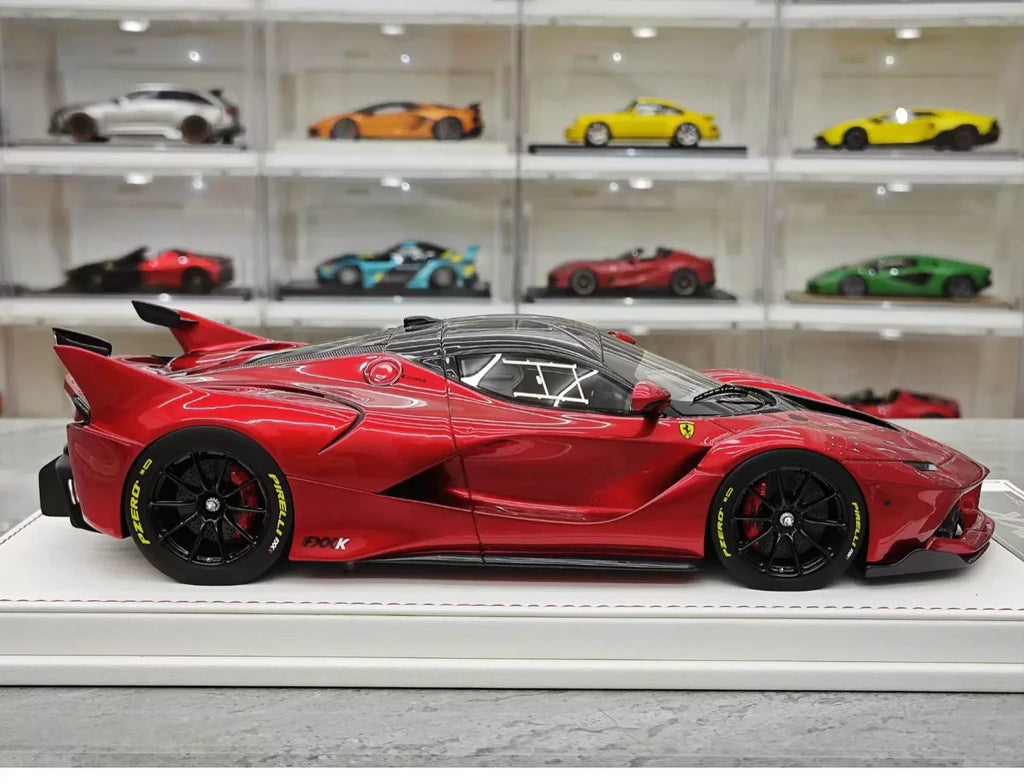 CE Ferrari 2018 FXX K Evo Modified Red 1:18 – Resina modello in resina collezionabile