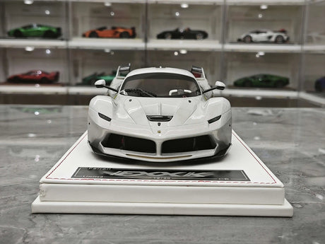 CE Ferrari 2018 FXX K Evo Modified Silver 1:18 – Resina modello in resina collezionabile