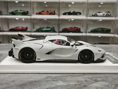 CE Ferrari 2018 FXX K Evo Modified Silver 1:18 – Resina modello in resina collezionabile