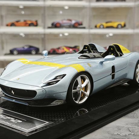 CE Ferrari 2018 Monza SP2 Ice Blue 1:18 – Samlarobjekt resinmodellresin
