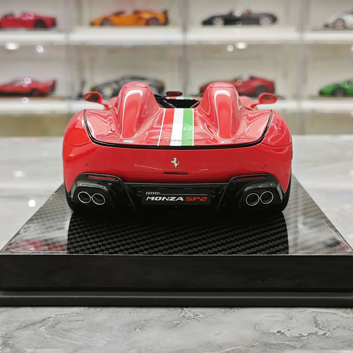 CE Ferrari 2018 Monza SP2 Italian Red 1:18 – Resina de Modelo de Resina de Coleção