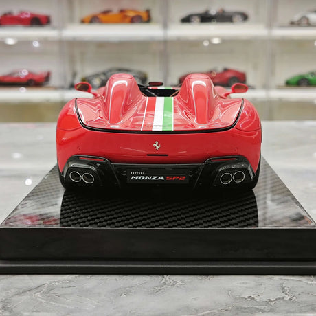 CE Ferrari 2018 Monza SP2 italiensk röd 1:18 – samlarobjekt resinmodellresin