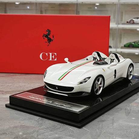 CE Ferrari 2018 Monza SP2 italiensk vit 1:18 – samlarobjekt resinmodellresin