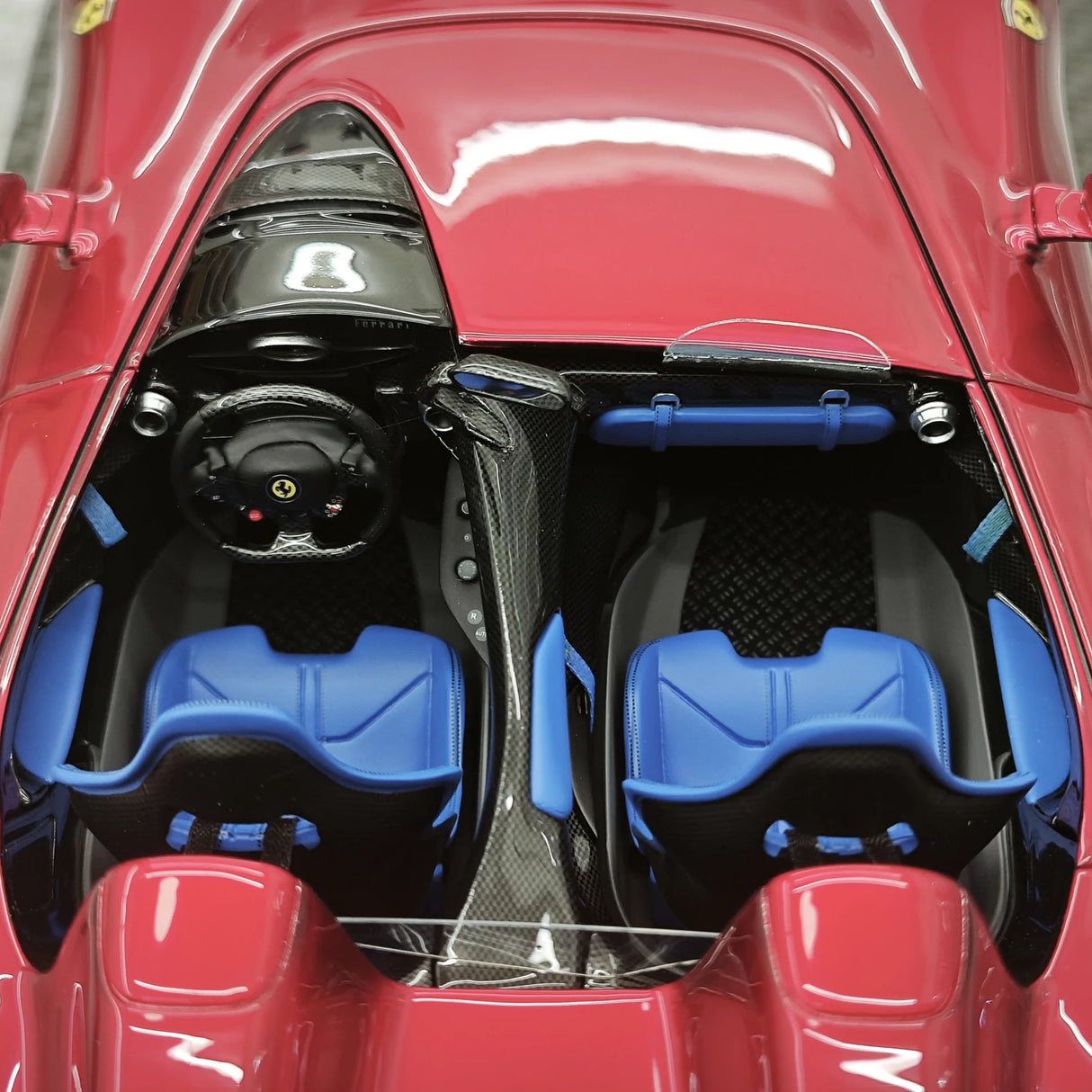 CE Ferrari 2018 Monza SP2 Legendary Red 1:18 – samlarobjekt resinmodellresin resin