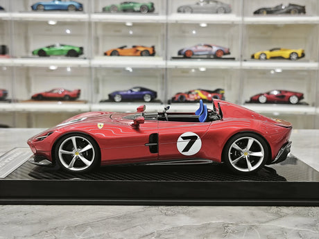 CE Ferrari 2018 Monza SP2 Legendary Red 1:18 – samlarobjekt resinmodellresin resin
