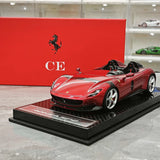 CE Ferrari 2018 Monza SP2 Metal Red 1:18 – Resina de Modelo de Resina de Coleção