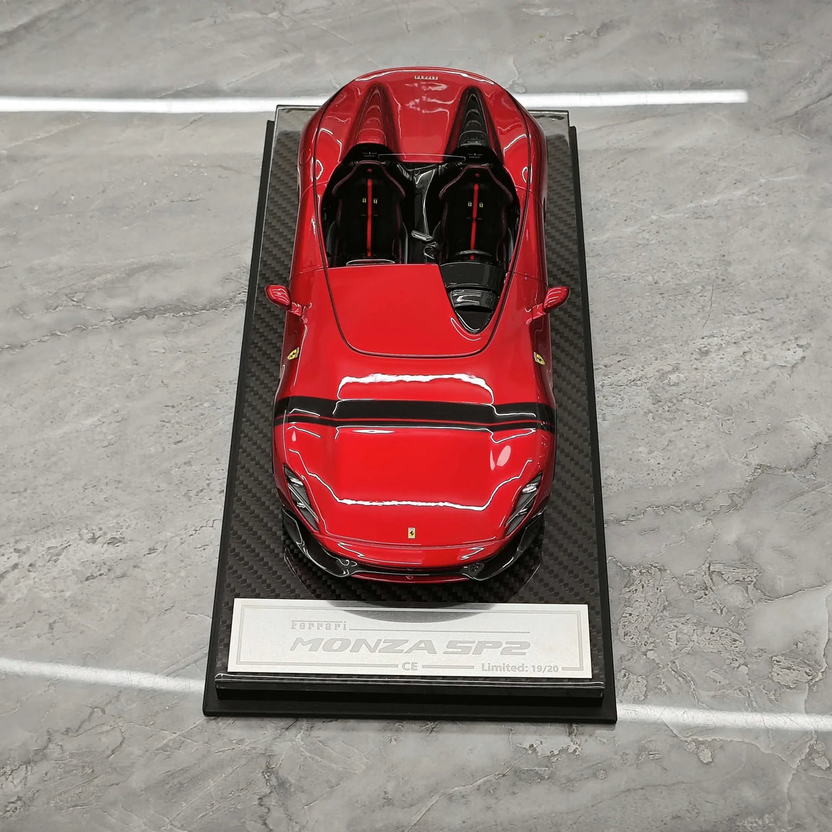 CE Ferrari 2018 Monza SP2 Metal Red 1:18 – Resina de Modelo de Resina de Coleção
