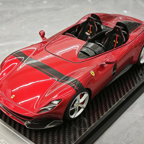 CE Ferrari 2018 Monza SP2 Metal Red 1:18 – samlarobjekt resinmodellresin resin