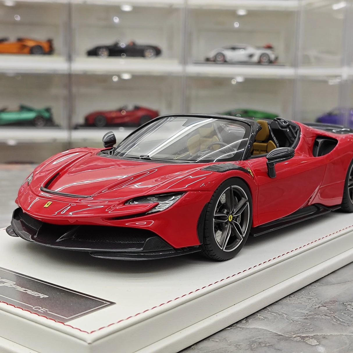 CE Ferrari 2020 SF90 Spider Rosso Corsa 1:18 – Collectible Resin Model Resin