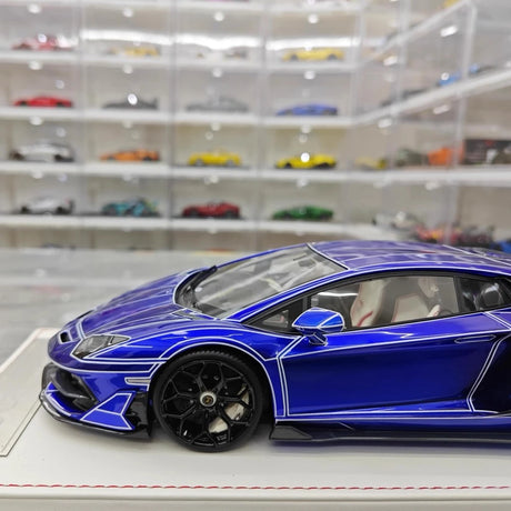 [CE] 1:18 Lamborghini 2020 Aventador SVJ Blue Model Car Resin