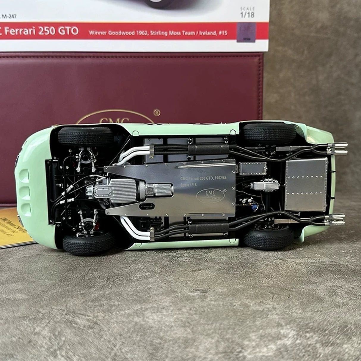Ferrari 1962 250 GTO #15 Pale Grün 1:18 Goodwood TT Druckguss-Sammlermodell von CMC - Ansicht 6